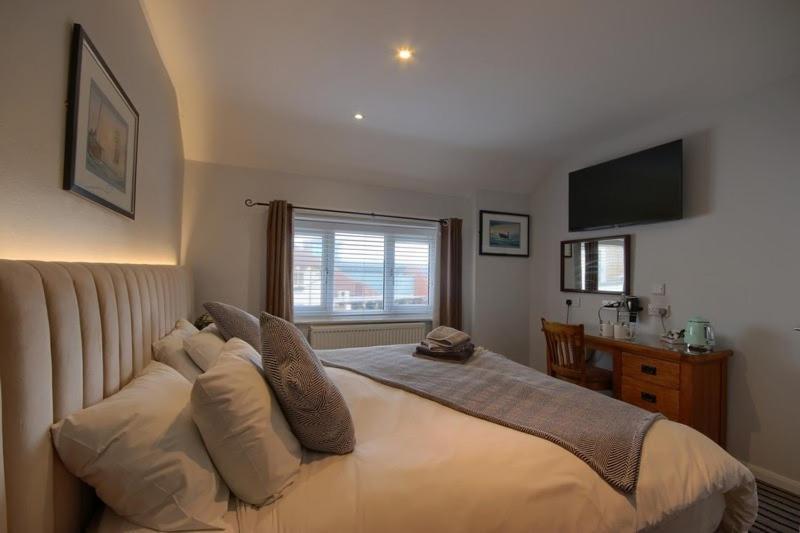 Smugglers Luxury Accommodation Sheringham Exteriör bild